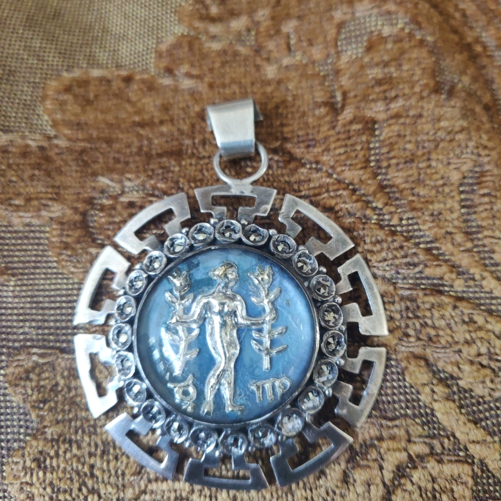 Sterling silver pendant